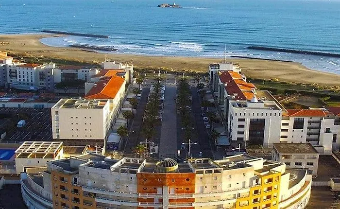 Sea Blue Les Roches Marines *