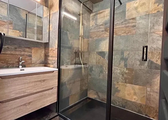 Sea Blue Les Roches Marines * 아그