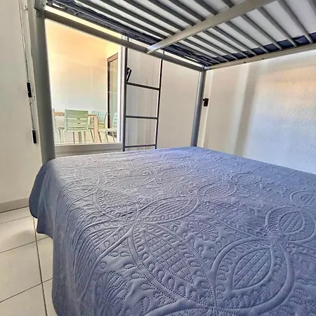 Sea Blue Les Roches Marines *