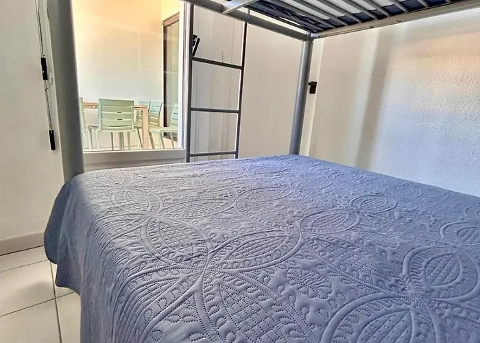 Sea Blue Les Roches Marines *